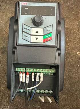 三晶变频器2.2KW ATV13-4T2R2GH 拆机包好，