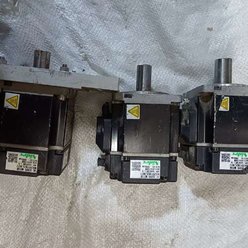 日本三协200W交流伺服电机MA201N2LN07实物拍摄如