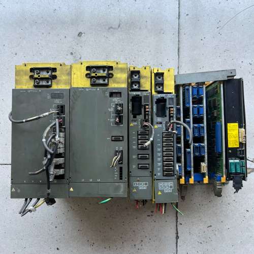 发那科驱动器一套，A06B-6102-H215   A06B