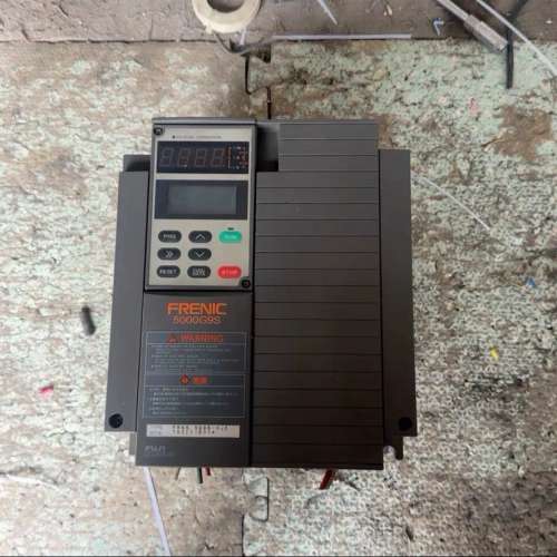 富士变频器FRN5.5G9S-4JE拆机实物图，功能包好，，