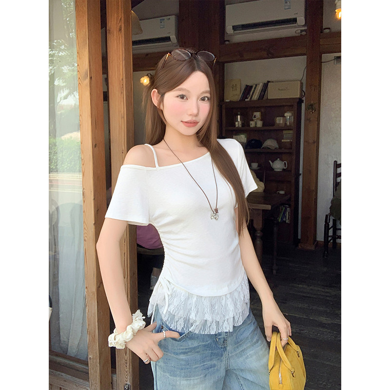 包邮包邮露肩蕾丝拼接T恤女夏季新款辣妹风修身显瘦假两件短袖上