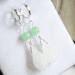 新品体验价马上涨价清新优雅新疆和田白玉兰花耳坠显脸瘦玉耳圈