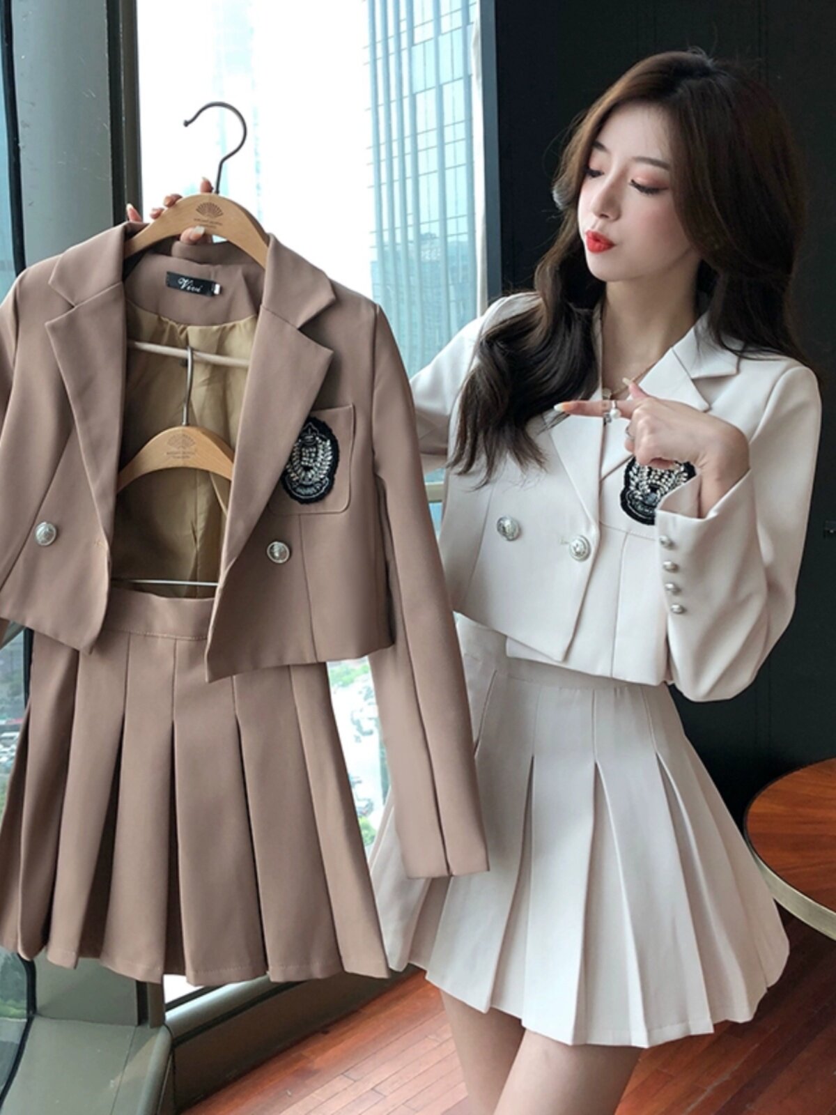 XIAOXIANGFENG 정장 2024 가을 새로운 작은 재킷 높은 허리 PLEATED 스커트 여성을위한 캐주얼 투피스 양복