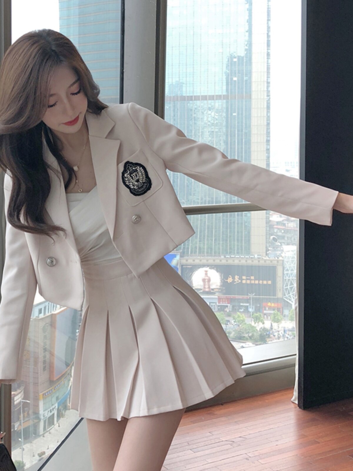 XIAOXIANGFENG 정장 2024 가을 새로운 작은 재킷 높은 허리 PLEATED 스커트 여성을위한 캐주얼 투피스 양복