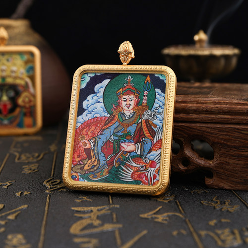 莲花生大师唐卡吊坠纯手绘金色