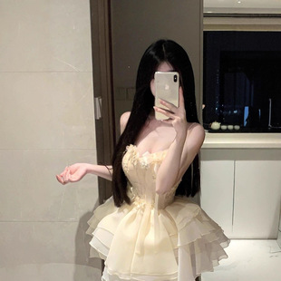 夏天新款韩版香甜小蛋糕蓬蓬裙气质收腰显瘦芭蕾风抹胸连衣裙短裙