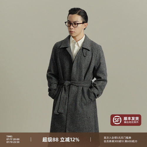 平圆方中60%羊毛巴尔马肯大衣