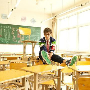 歌词本 官方正版 CD唱片 赖校生 2013快乐男生 谭杰希专辑