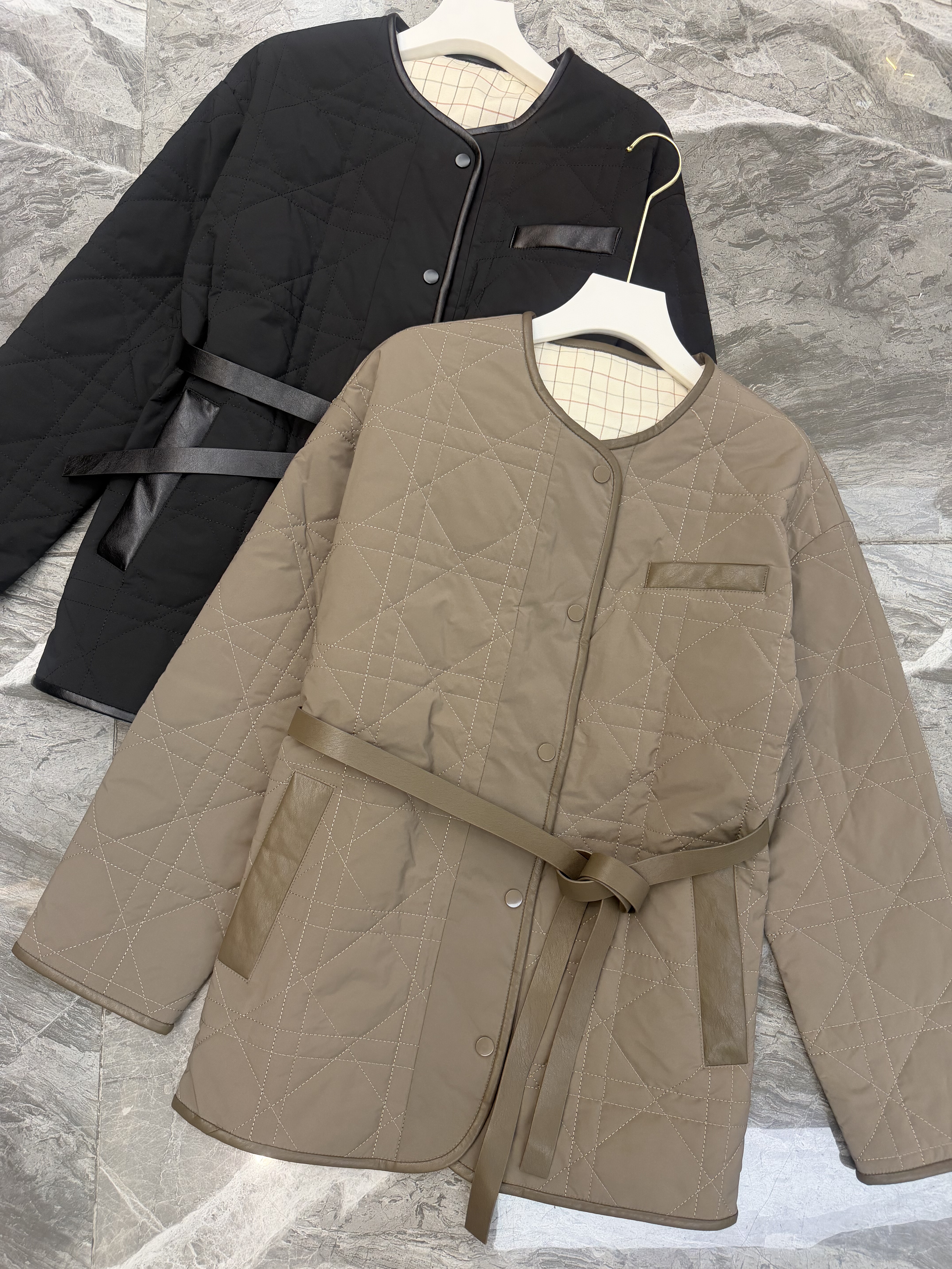 高端品质时尚轻薄真皮棉服女中长短外套