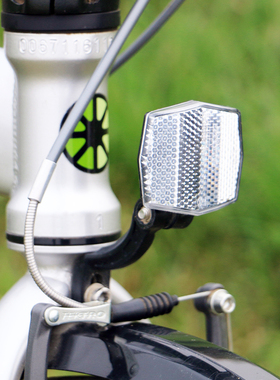 P18 D8折叠车前叉反光片自行车后反光板山地车夜间骑行安全警示灯