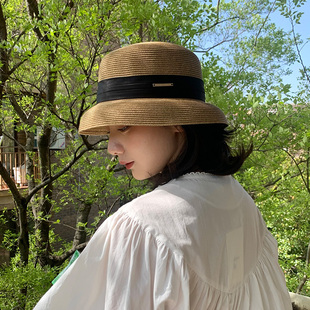 夏季复古钟形宽檐草帽海边度假遮阳帽赫本风防晒优雅草编小礼帽女