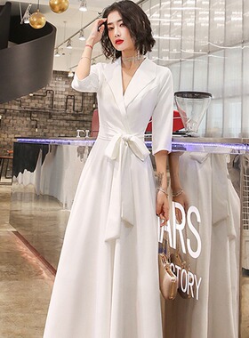白色小晚礼服裙女秋冬宴会气质名媛主持人长款订婚连衣裙平时可穿