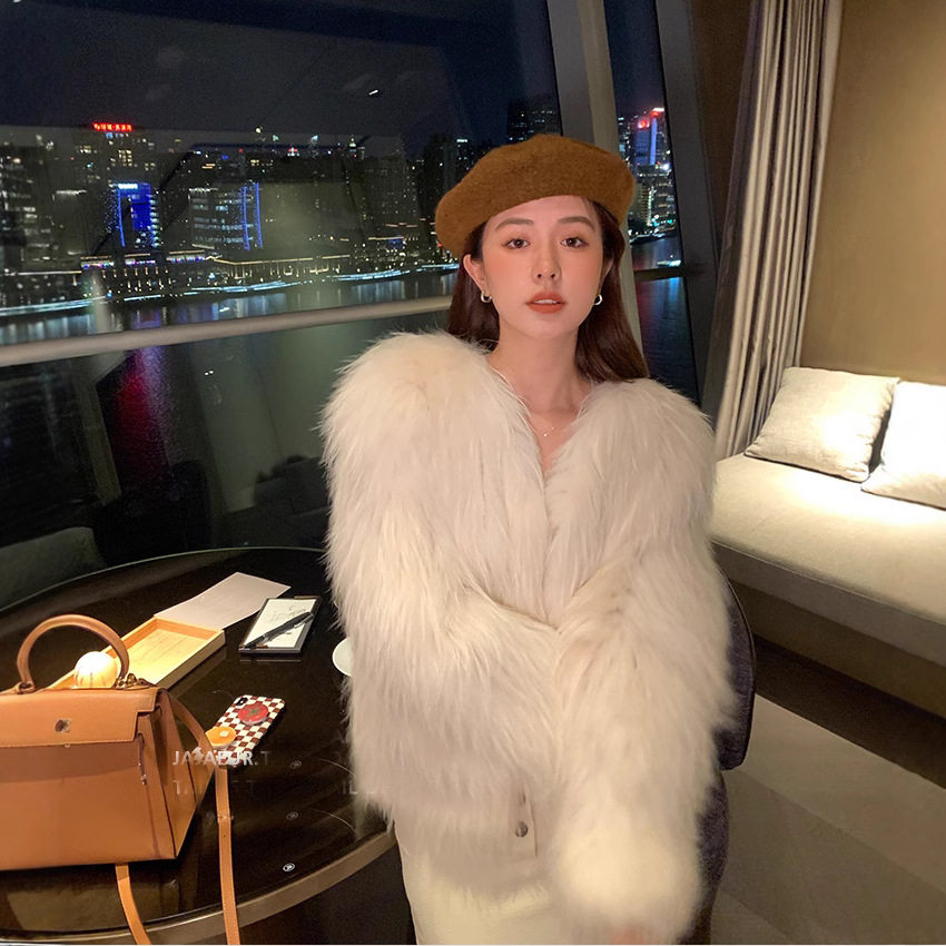 2025秋冬新款貉子毛双面编织海宁皮草外套女气质名媛短款整皮