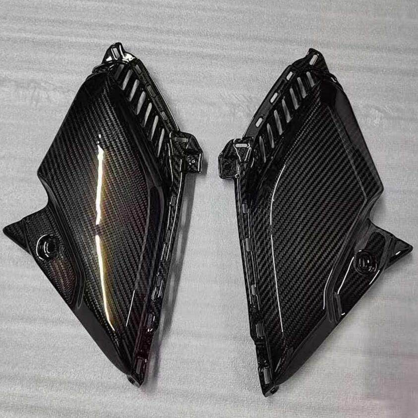 适用雅马哈XMAX300碳纤维侧板导流罩车身侧定风翼侧整流罩替换件
