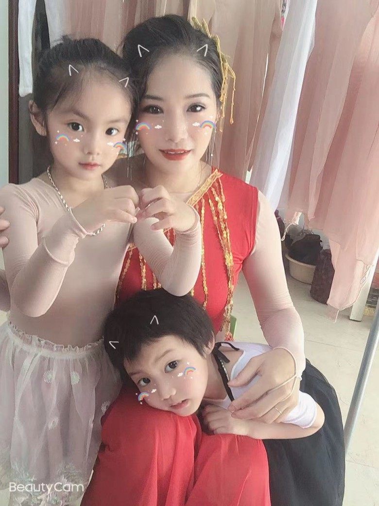 隐形肤色紧身衣演出练功服打底衫