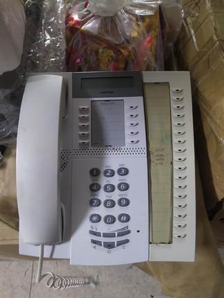 ERICSSON  DIALOG 4222爱立信数字话机，库【询价】