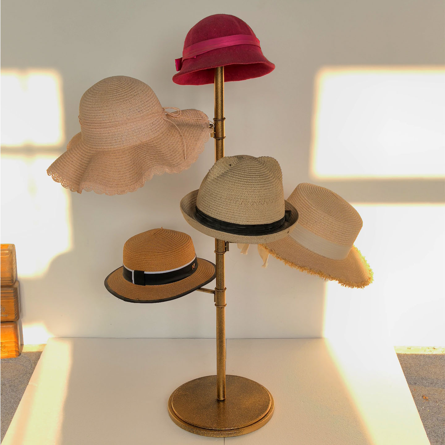 可旋转复古立式多层帽子收纳架