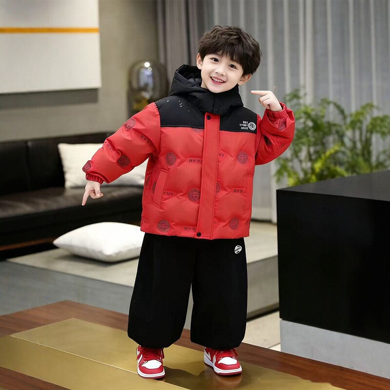日本JGYPDM 2026新款红色年服男童90白鸭绒羽绒服酷帅冬羽绒外套