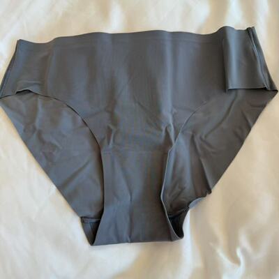 Lululemon女士内裤三角裤