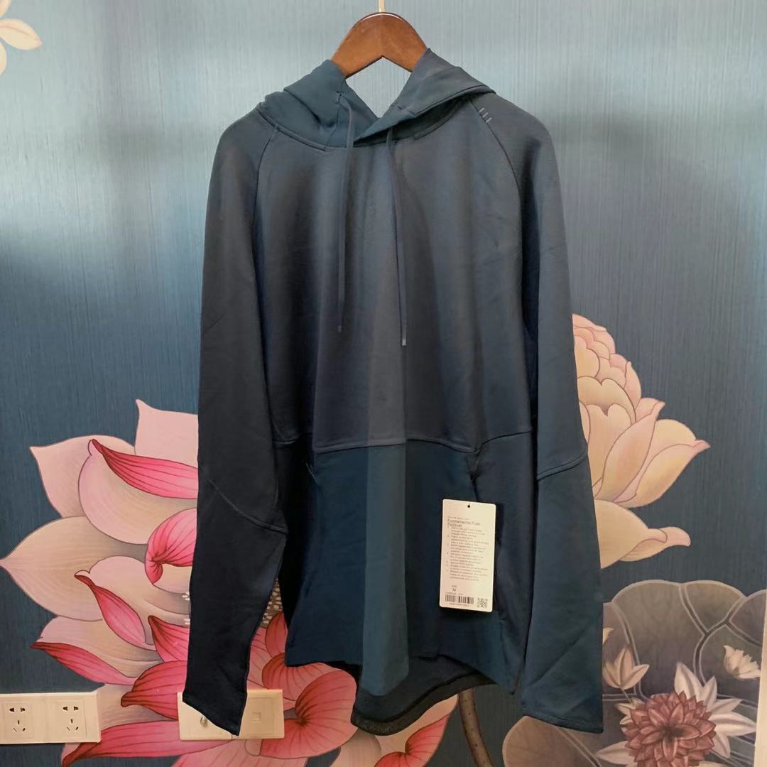 lululemon  Fundamental Fuel Pullover男士外套