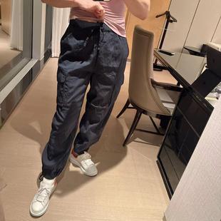 lululemon lightweight adjustable MR cargo pant 女士休闲长裤