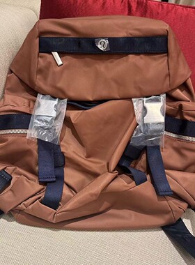 lululemon Wunderlust backpack 双肩背包