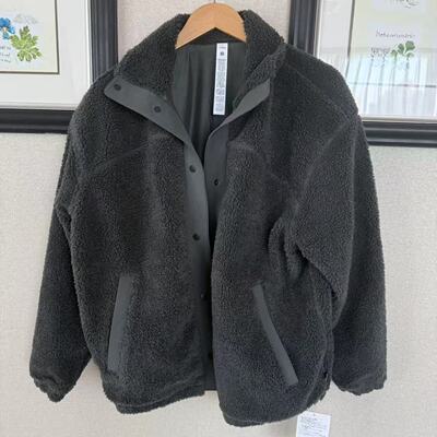 lululemon boucle fleece snap-button jacket 女士外套