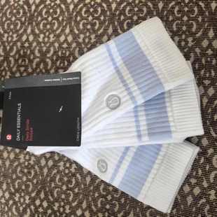 lululemon daily stride ribbed crew socks 男士中筒袜 3双装