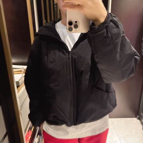 lululemon water-resistant 女士带夹层连帽外套