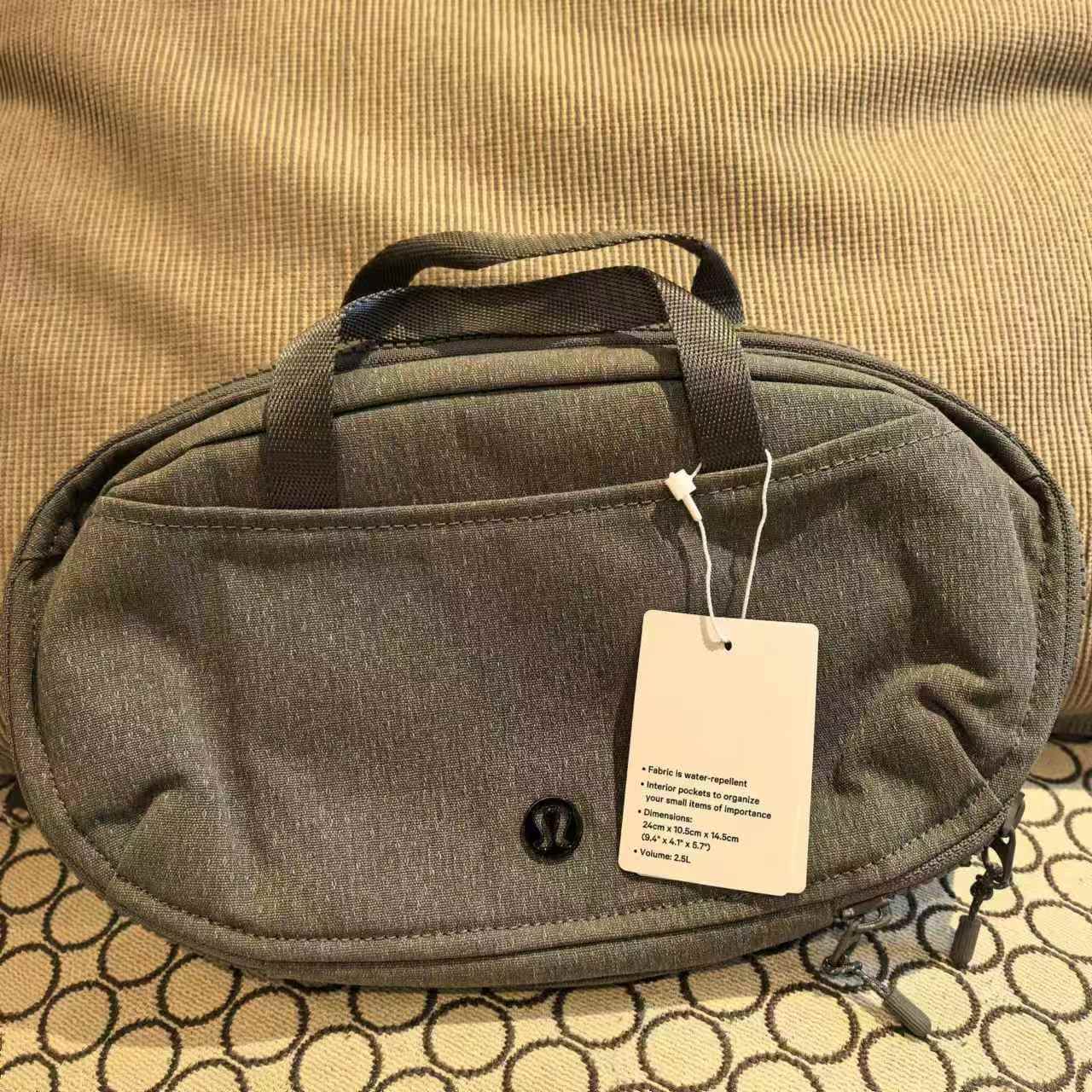 化妆包2.5L24*10.5*14.5cm