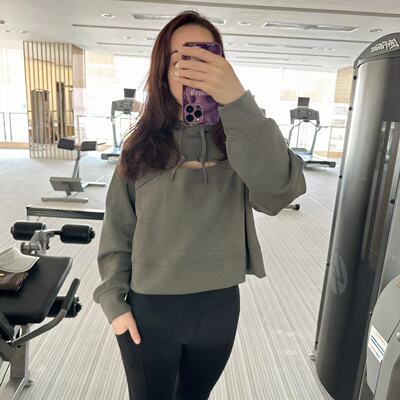 lululemon女士运动休闲卫衣