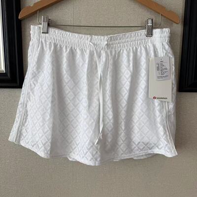 lululemon textured mesh 女士纹理网面网球裙
