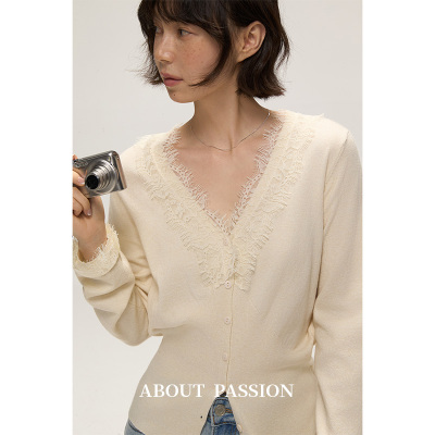 v领蕾丝边针织衫长袖上衣女秋冬