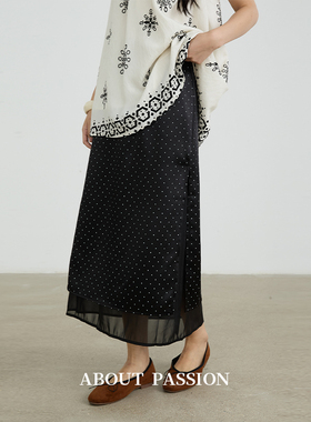 About Passion · 法式复古波点半身裙早秋新款拼接网纱缎面裙