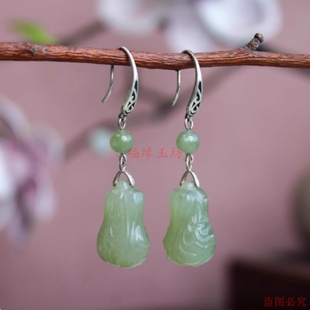 新款 和田湖水绿白菜耳坠镂空耳钩玉耳环厚银925银镶嵌玉白菜耳饰