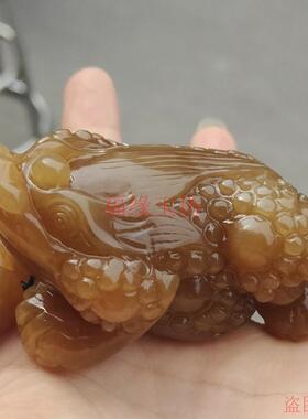 天然新疆和田玉糖料手把件