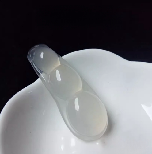 大号玉髓福豆吊坠天然玉石平安四季豆玛瑙挂件男女玉坠项链