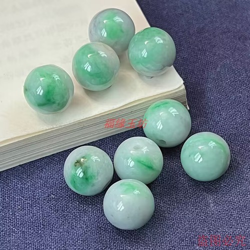 缅甸老坑a级翡翠飘绿花手串