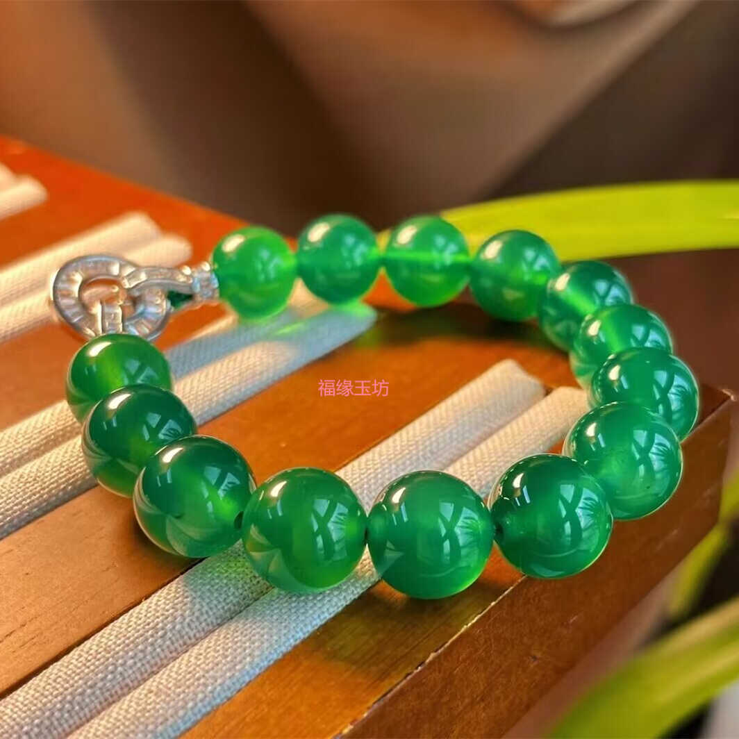 高品质缅甸老料辣阳绿翡翠色圆珠手串卡10高级感民族风百搭玉手链