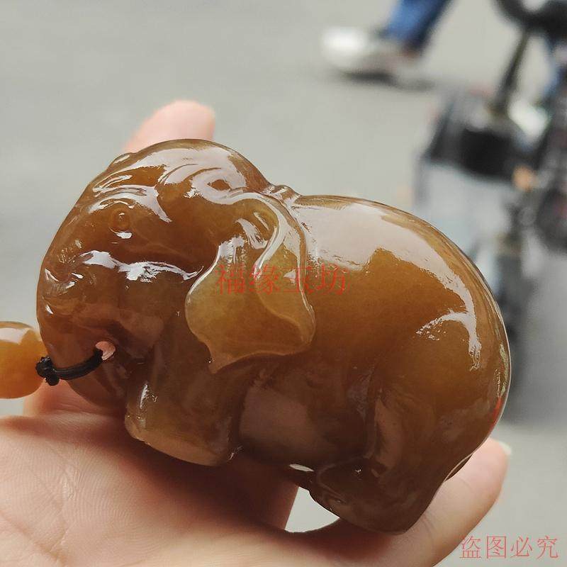 精品新疆和田玉糖料手把件且末糖玉吉祥如意大象把玩件
