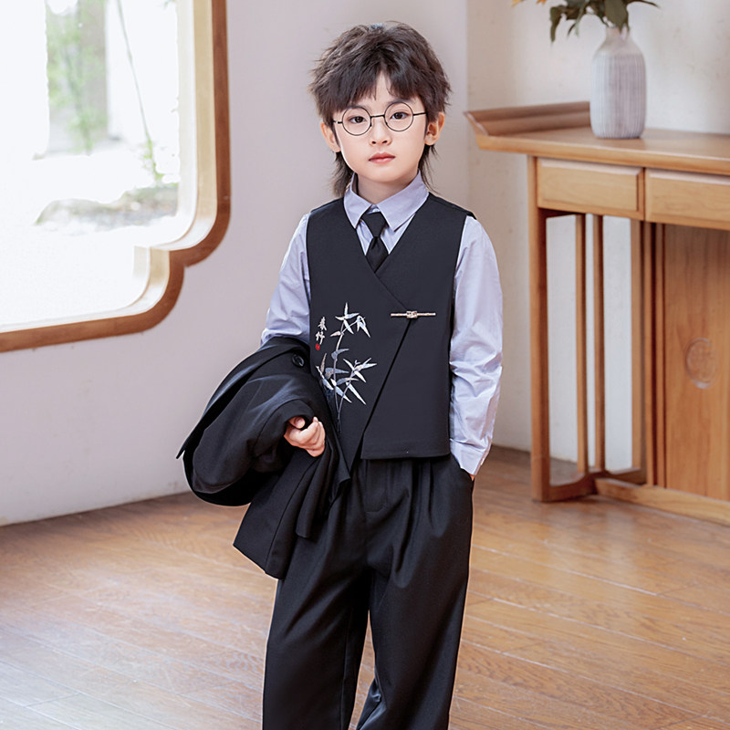春秋儿童新中式西装礼服国风刺绣西服男童周岁花童主持演出服套装
