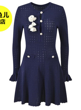 法式浪漫夏季藏蓝色胸前钩花气质时尚修身显瘦圆领长袖针织连衣裙