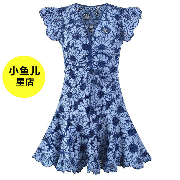 法式浪漫名媛风小众设计感甜美小雏菊钩花镂空收腰显瘦连衣裙子女