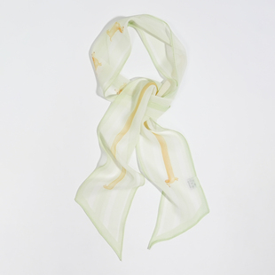 浅绿小狗薄款真丝乔其窄版斜角飘带巾100%桑蚕丝长丝巾春秋夏季女