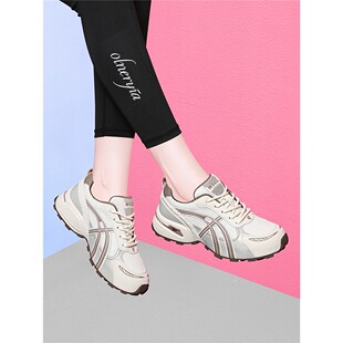 超火厚底显脚小老爹鞋女款2025新款秋季轻便软底超轻旅游休闲鞋子