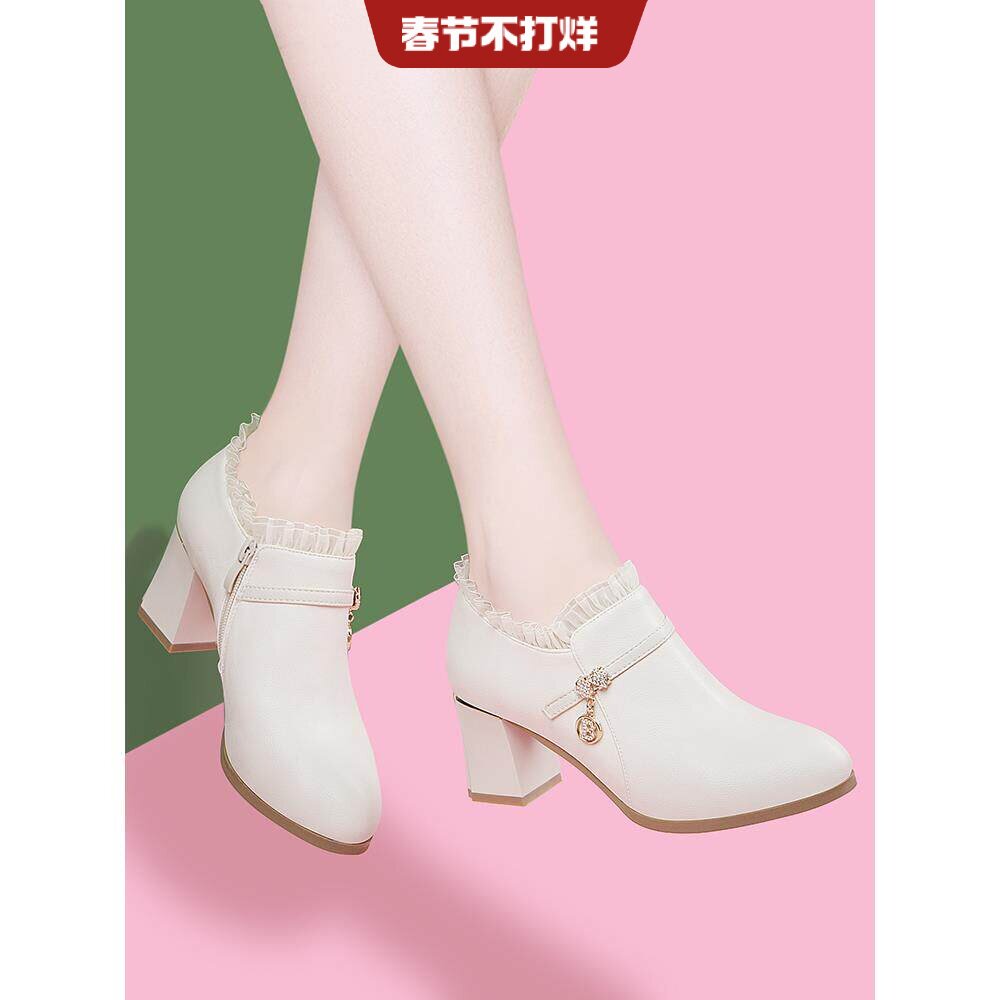 小圆尖头春秋女士皮鞋中