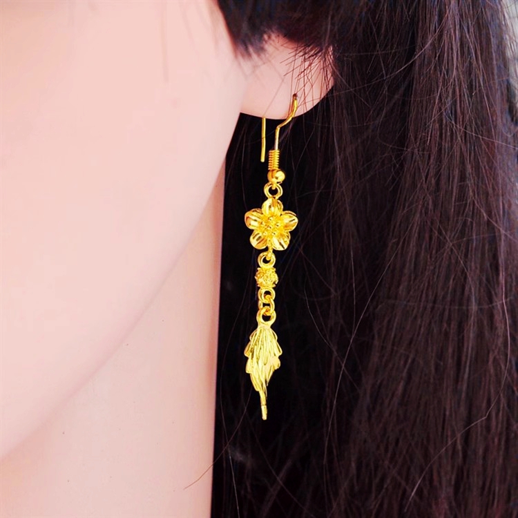 新品黄金色仿真18K金挂钩耳饰百搭时尚女款久不褪色合金耳环耳吊