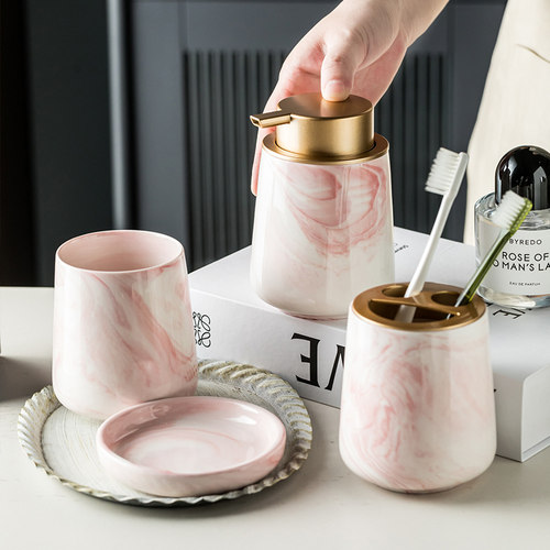 滋信洗漱套装让利消费者