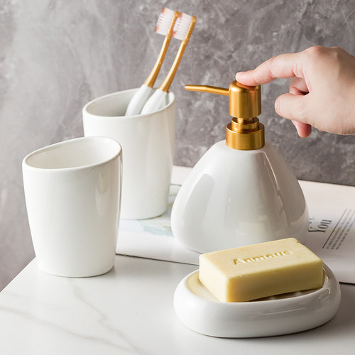 日式卫浴组陶瓷情侣洗漱杯滋信