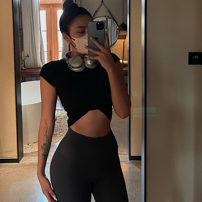 欧美短袖圆领螺纹修身上衣外套